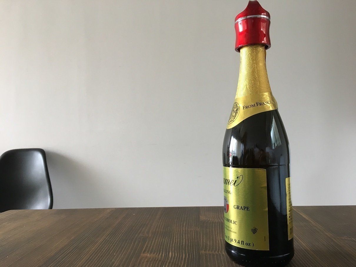 ペットボトルの蓋感覚で使える！ニトリの「ワインストッパー」が便利