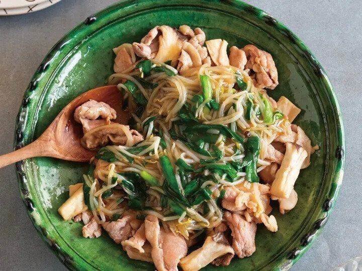 豚こまエリンギ炒めもやしにらあんかけ