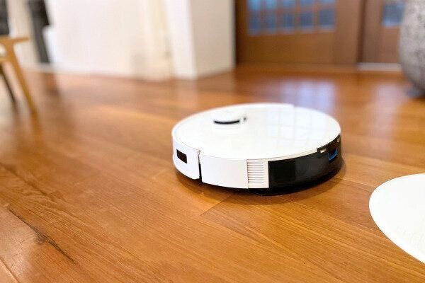 颯爽と走るお掃除ロボット