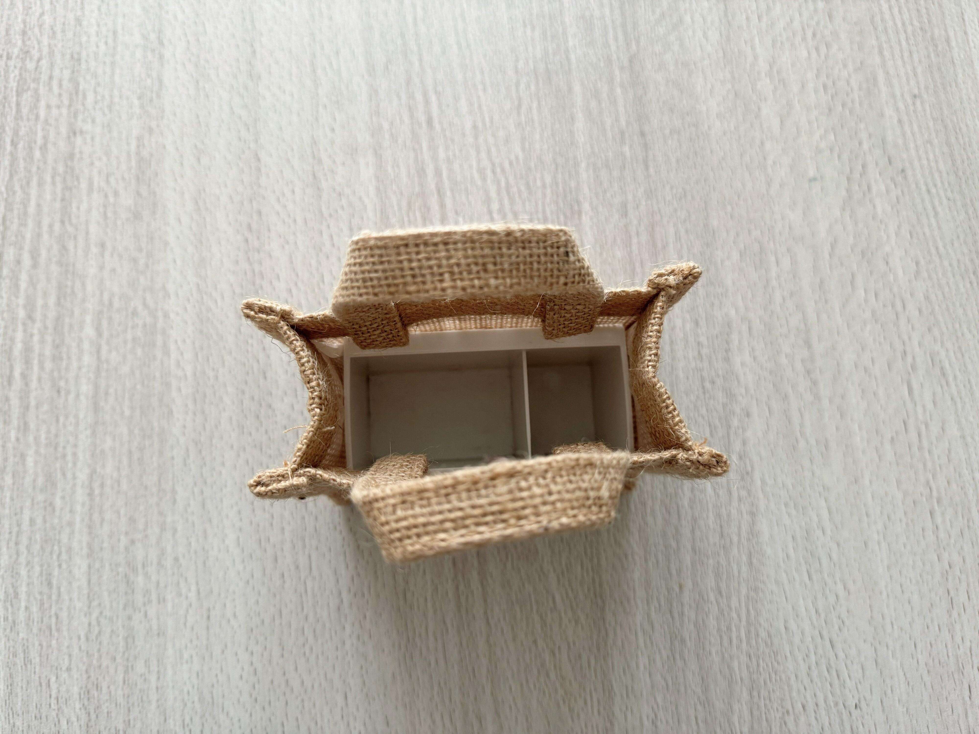 ファイルボックス用の「仕切り付ポケット」がシンデレラフィット！