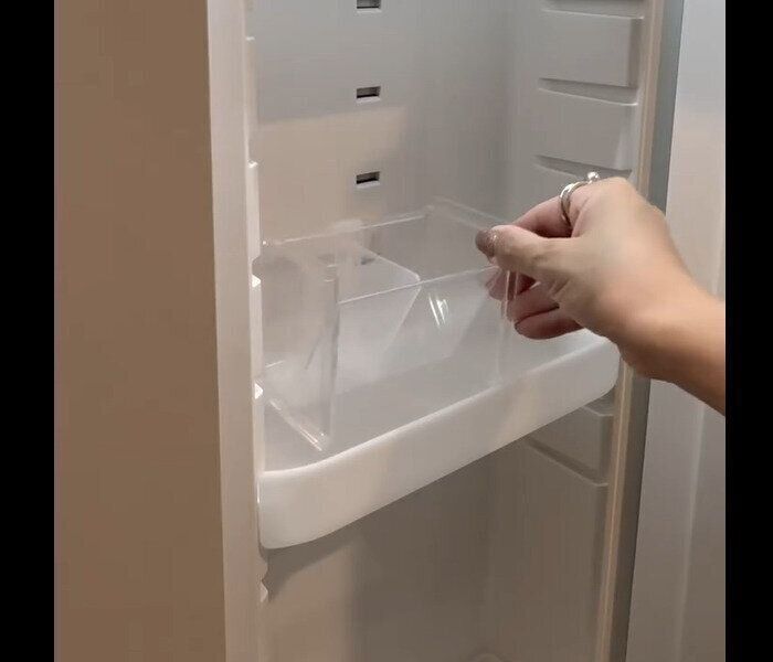 【セリア】ついに発見！洗面鏡ナナメスタンド