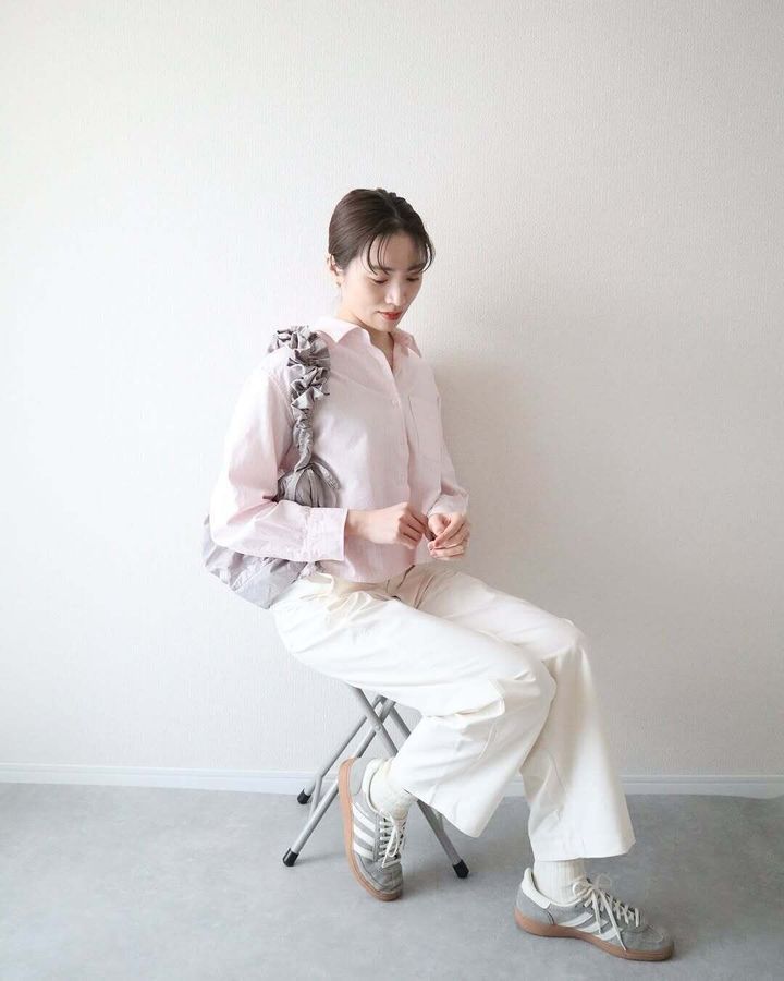 【ユニクロ】桜の咲く季節に!大人が似合う薄ピンク「神アイテム」