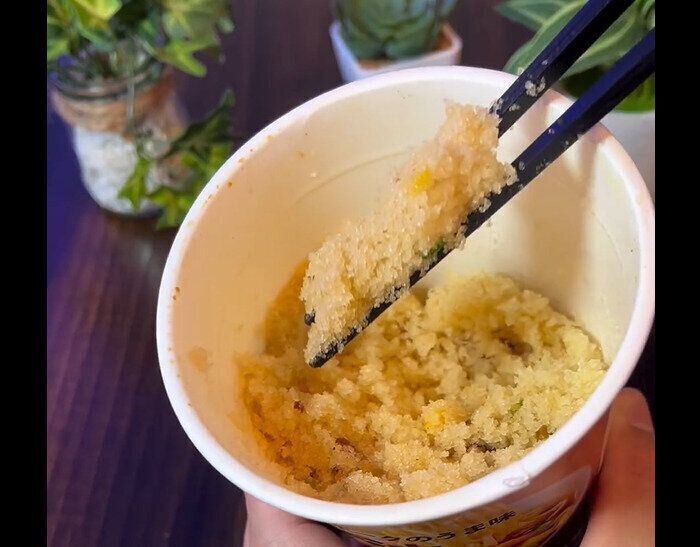 【ダイソー】ぐるぐる混ぜるだけ！麺スープ凝固剤