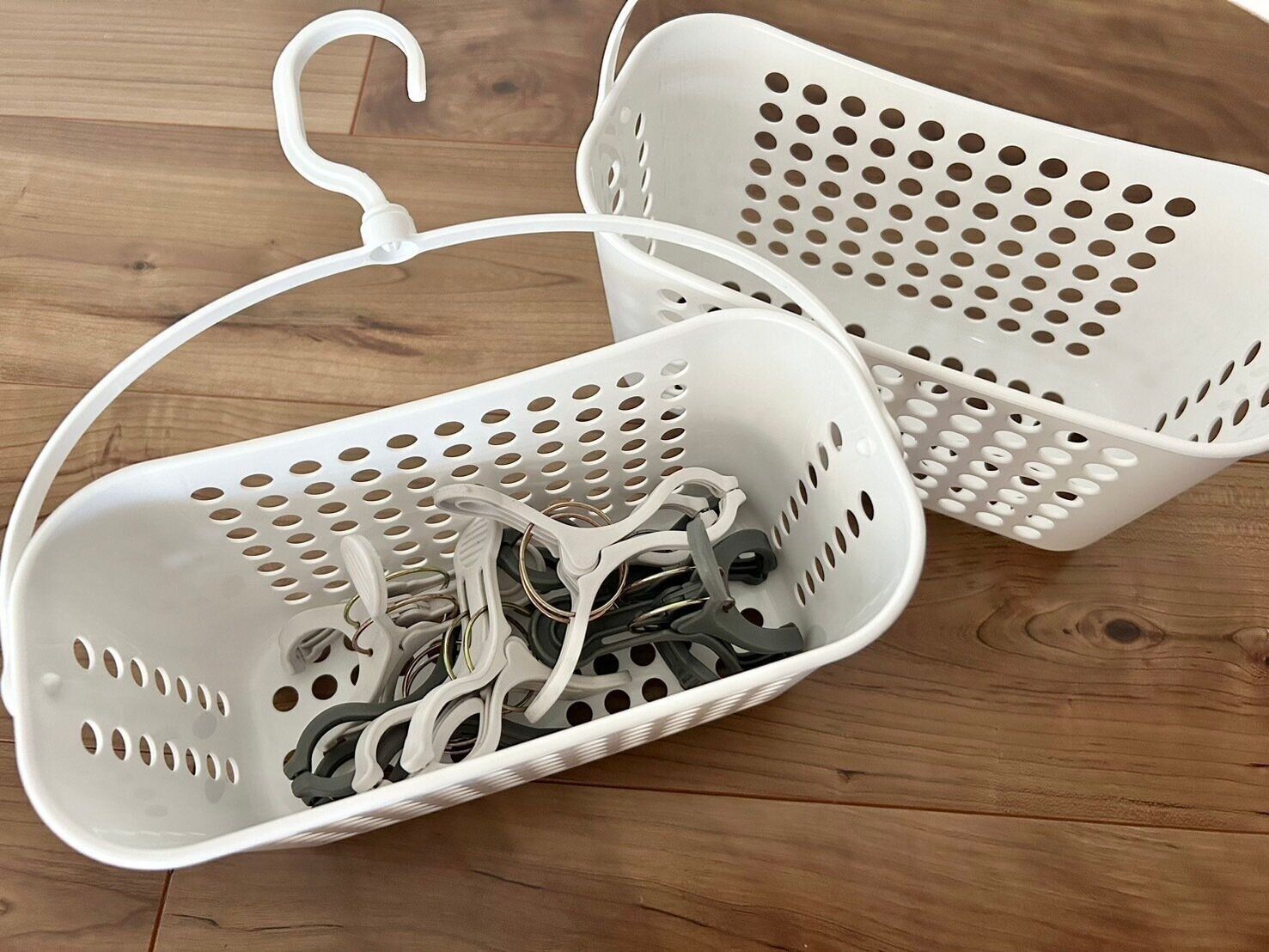 洗濯用品の収納に！お風呂用品の収納に！便利なセリアのピンチバスケット