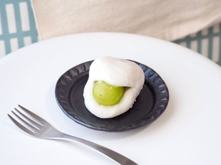 シャトレーゼ「山梨県産シャインマスカット大福」商品写真