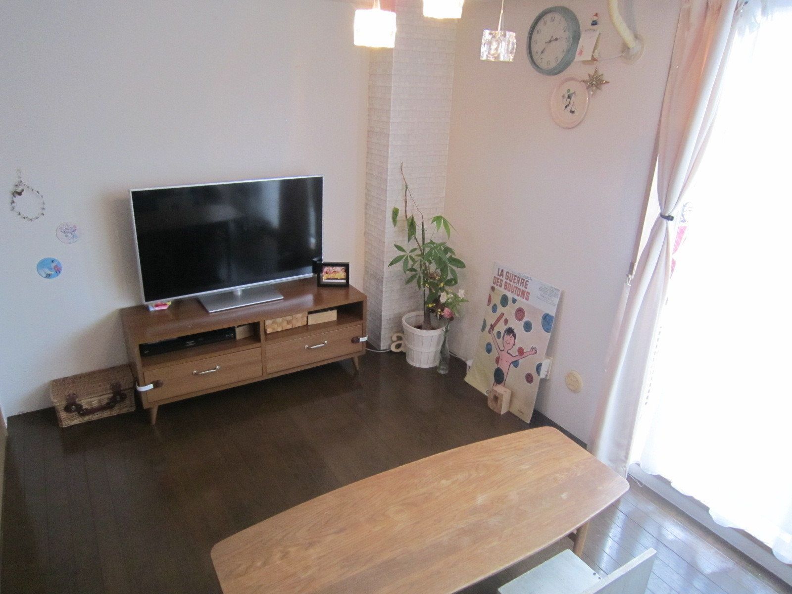 必見 家がきれいな人がリビングに置いていないもの サンキュ