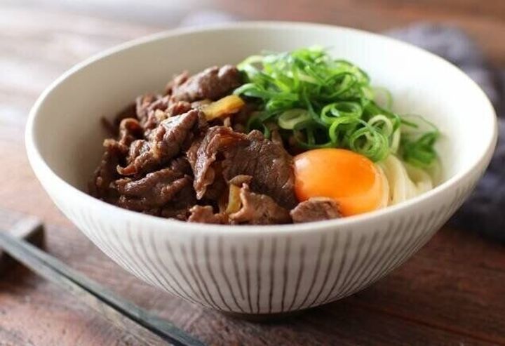 牛すき釜玉うどん