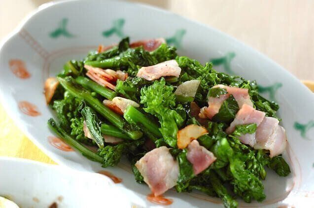 菜の花とベーコンのニンニク炒め