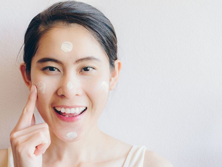 40代のメイク 見落としがちなあの場所をカバーするだけで若見えに サンキュ 40代のメイク 見落としがちなあの場所をカバーするだけで若見えに サンキュ