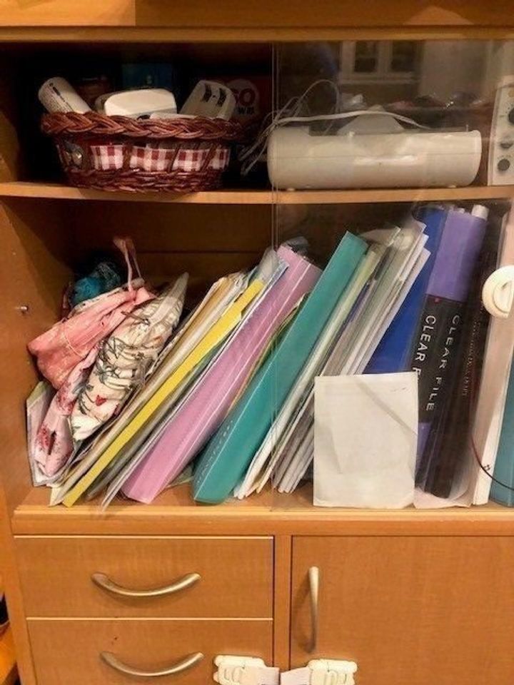 ズボラでも100均で綺麗が続く バラつきがちな書類や小物の片付けテク サンキュ ズボラでも100均で綺麗が続く バラつきがちな書類や小物の片付けテク サンキュ