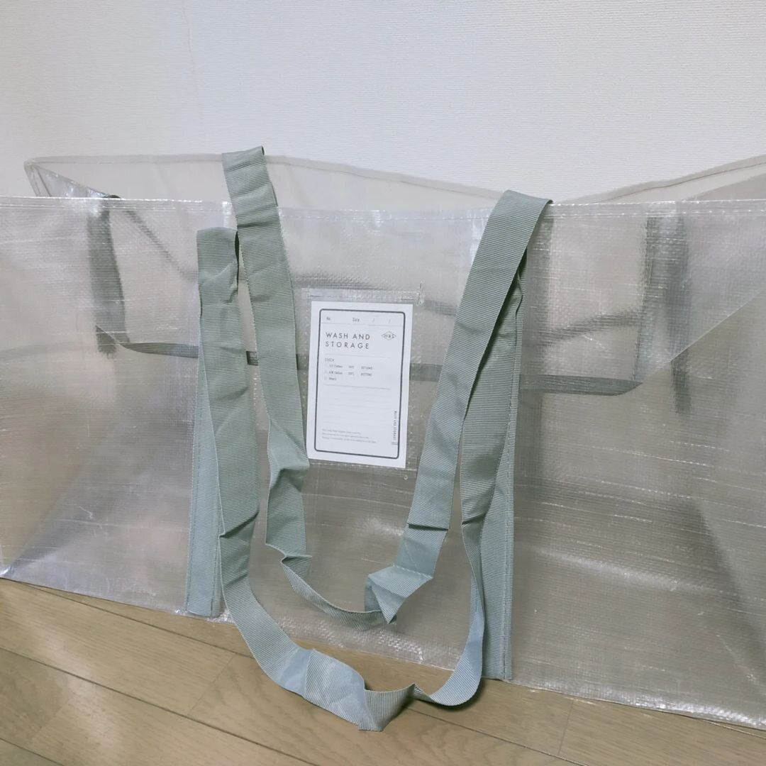 【3COINS】とにかく大容量なビニールバッグ