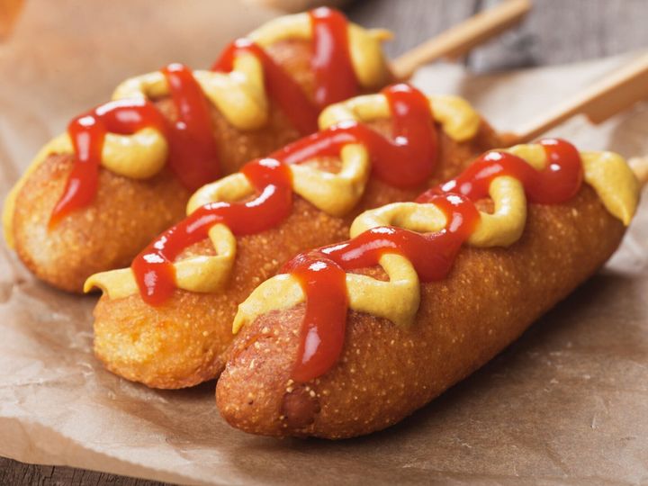 管理栄養士監修 アメリカンドッグ は太りやすい 気になるカロリーと糖質量まとめ サンキュ 管理栄養士監修 アメリカンドッグ は太りやすい 気になるカロリーと糖質量まとめ サンキュ