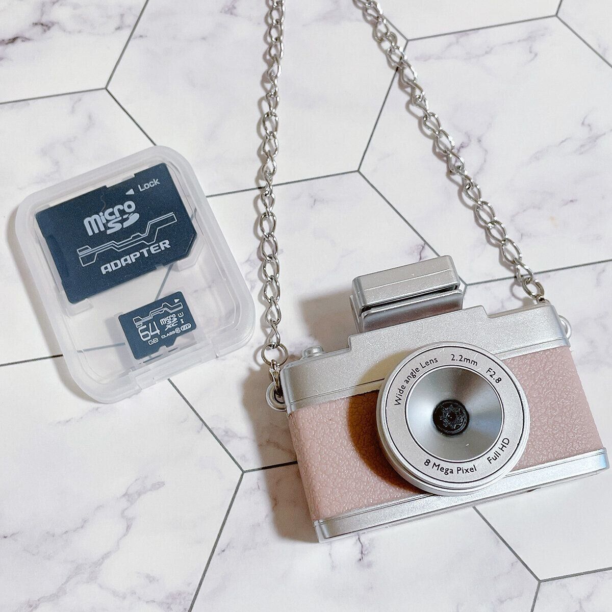 SDカードを入れれば動画も撮れる