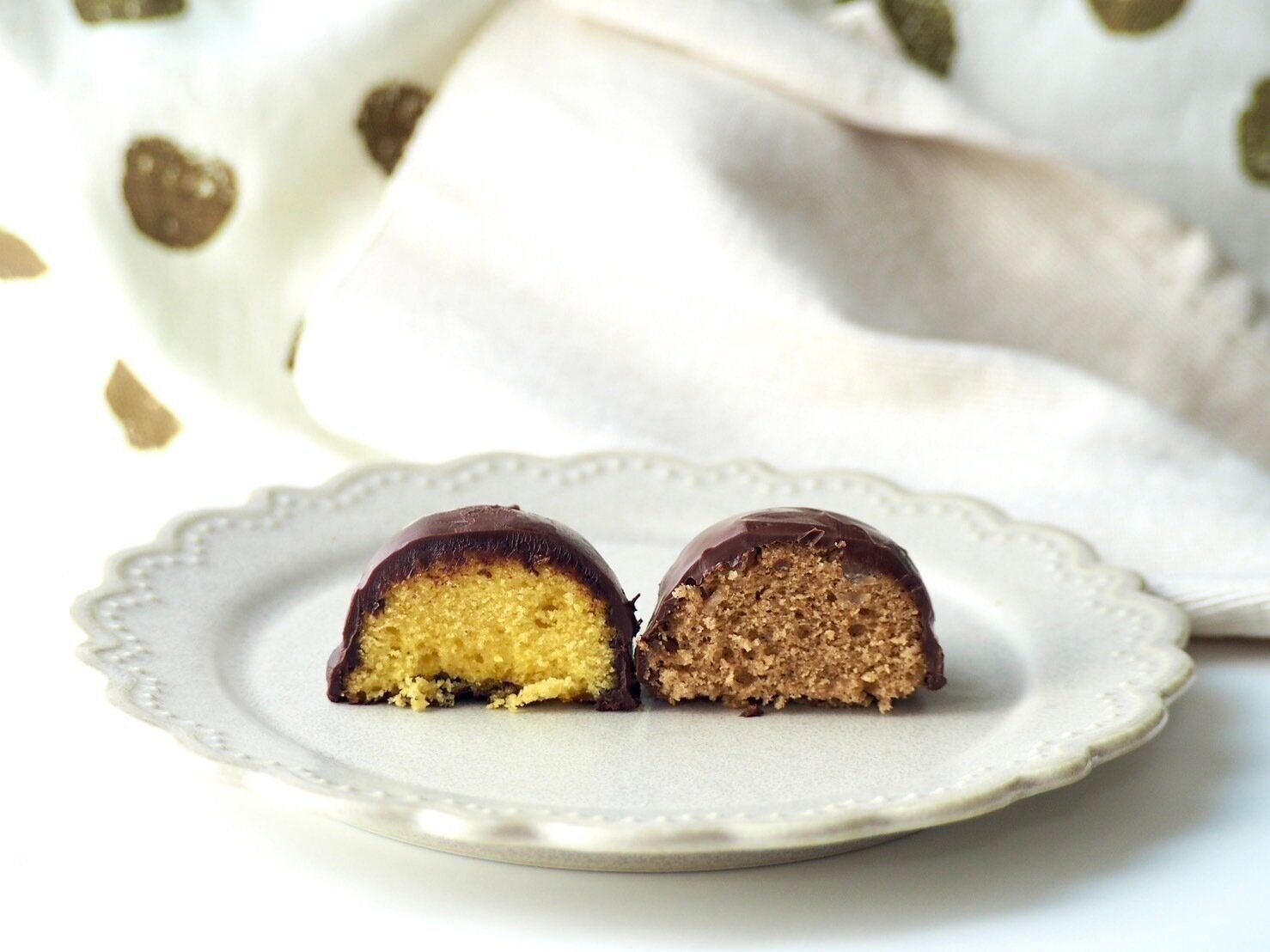 シャトレーゼ「ショコラケーキ」断面写真