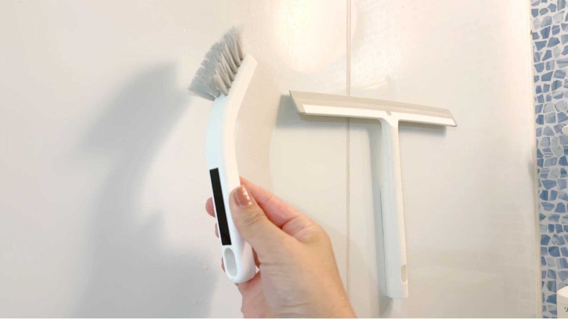 マグネット付きの掃除アイテム