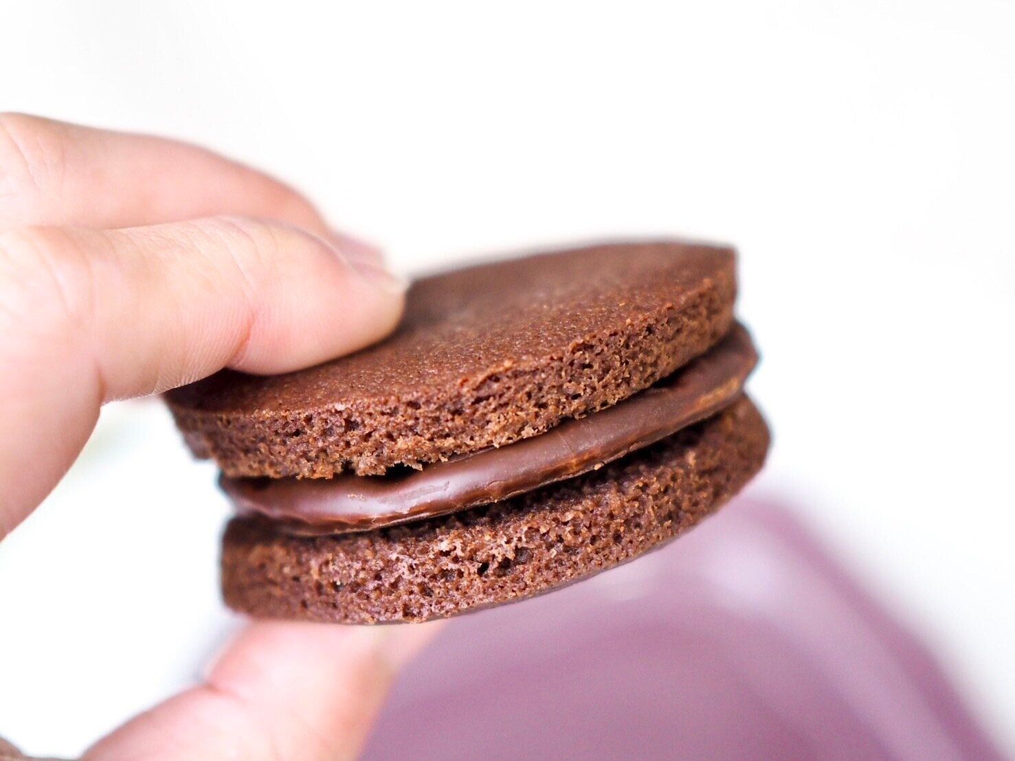 シャトレーゼ「なんばんショコラサンド シュガーロード・キャラメル」商品写真