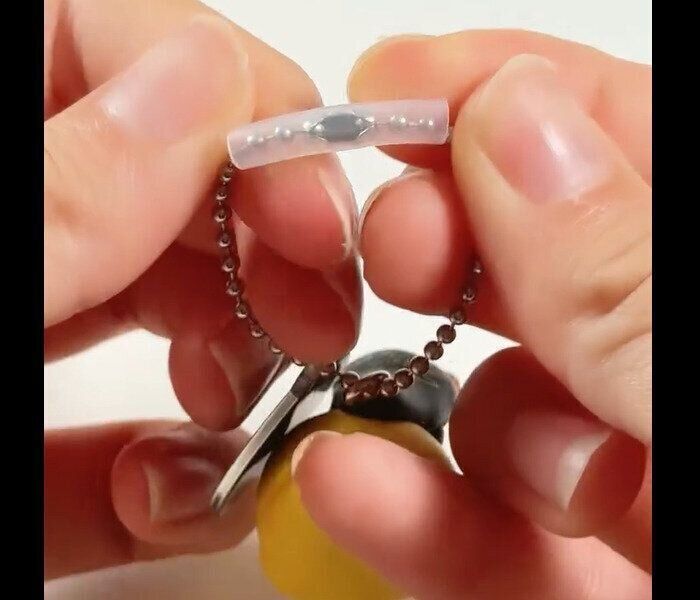 【ダイソー】落下防止！ボールチェーンプリテクションチューブ