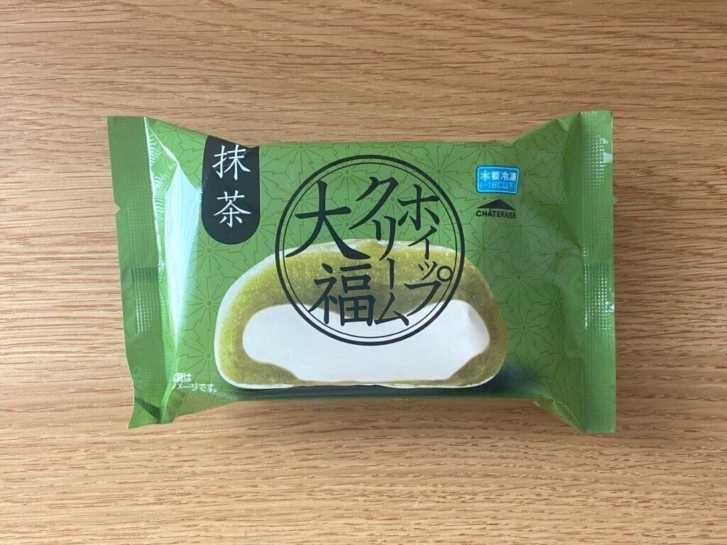 ホイップクリーム大福抹茶