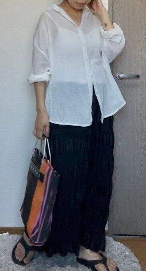 「タイトなのに動きやすい！」「しかも、締め付けゼロ！」【COCA】の1,990円細見えスカートが最高すぎる