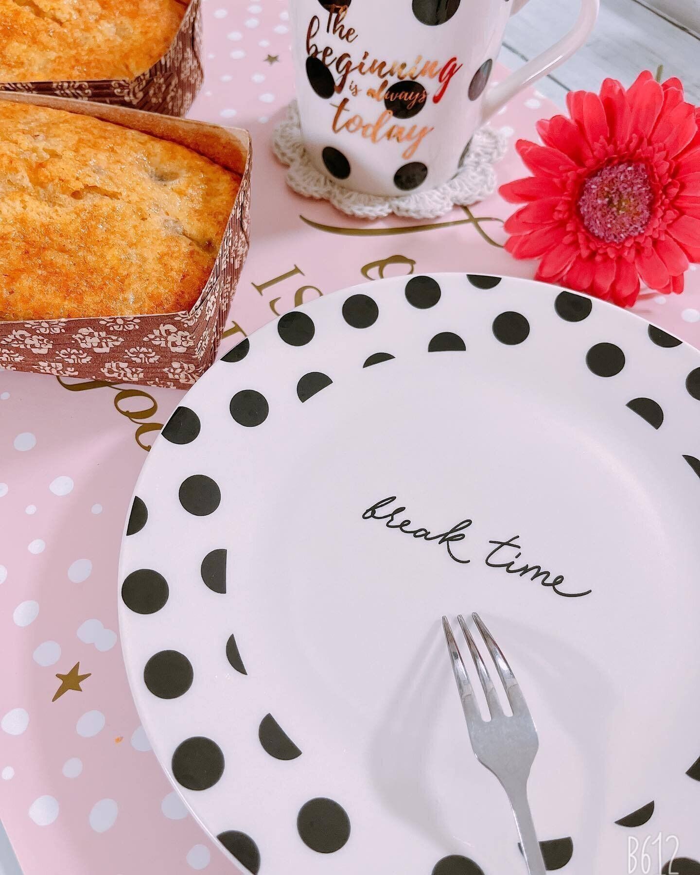 【ダイソー】おしゃれデザインの丸型プレートは朝食やおやつのときに大活躍！