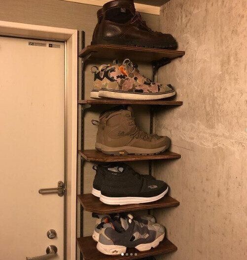 靴収納アイデア 狭い玄関でもたくさん収納してスッキリ 上手な靴収納アイデア65選 サンキュ