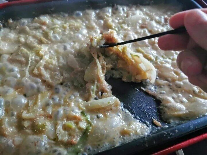 ホットプレートで作る明太チーズもんじゃ