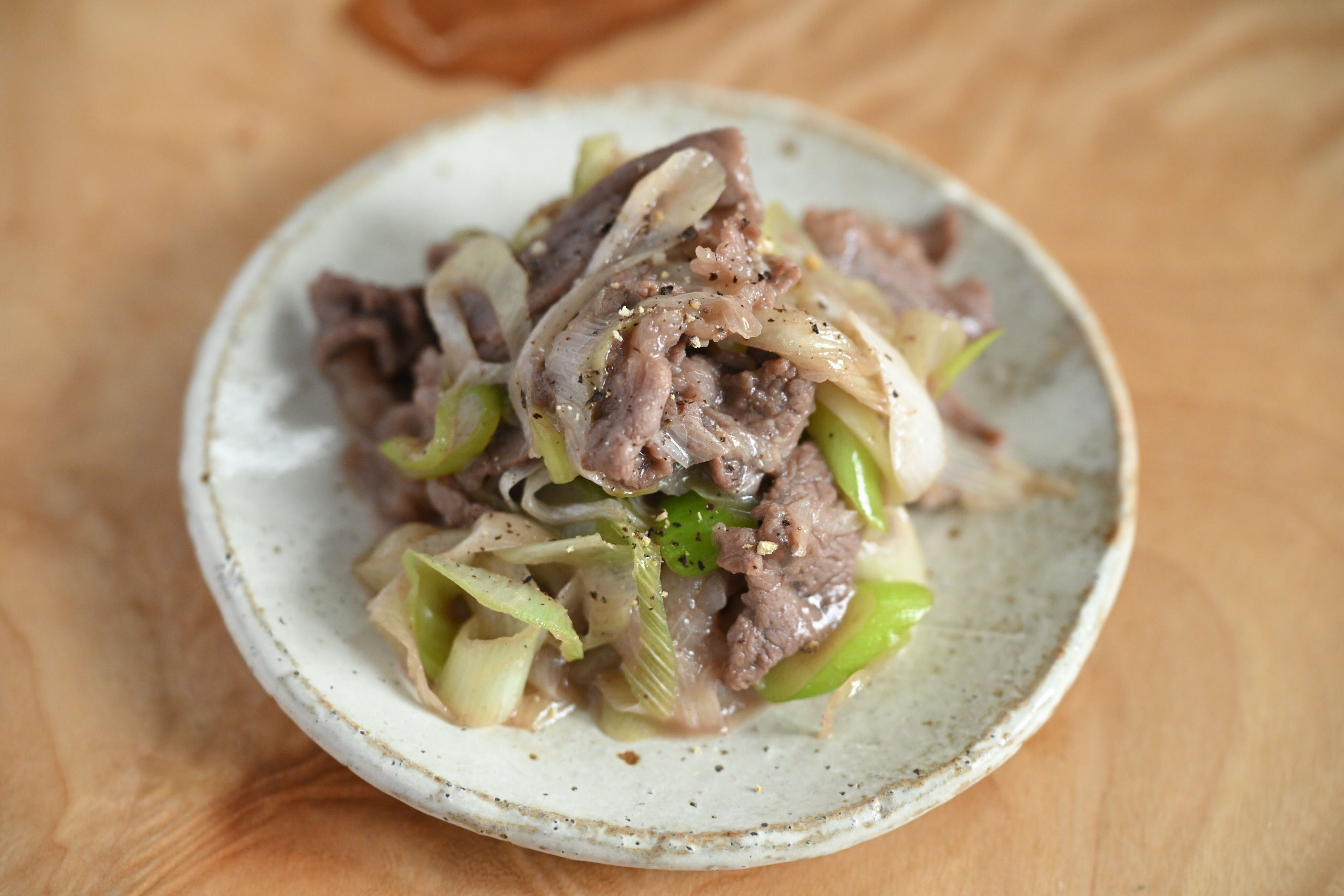 牛肉と長ネギの塩だれ炒め