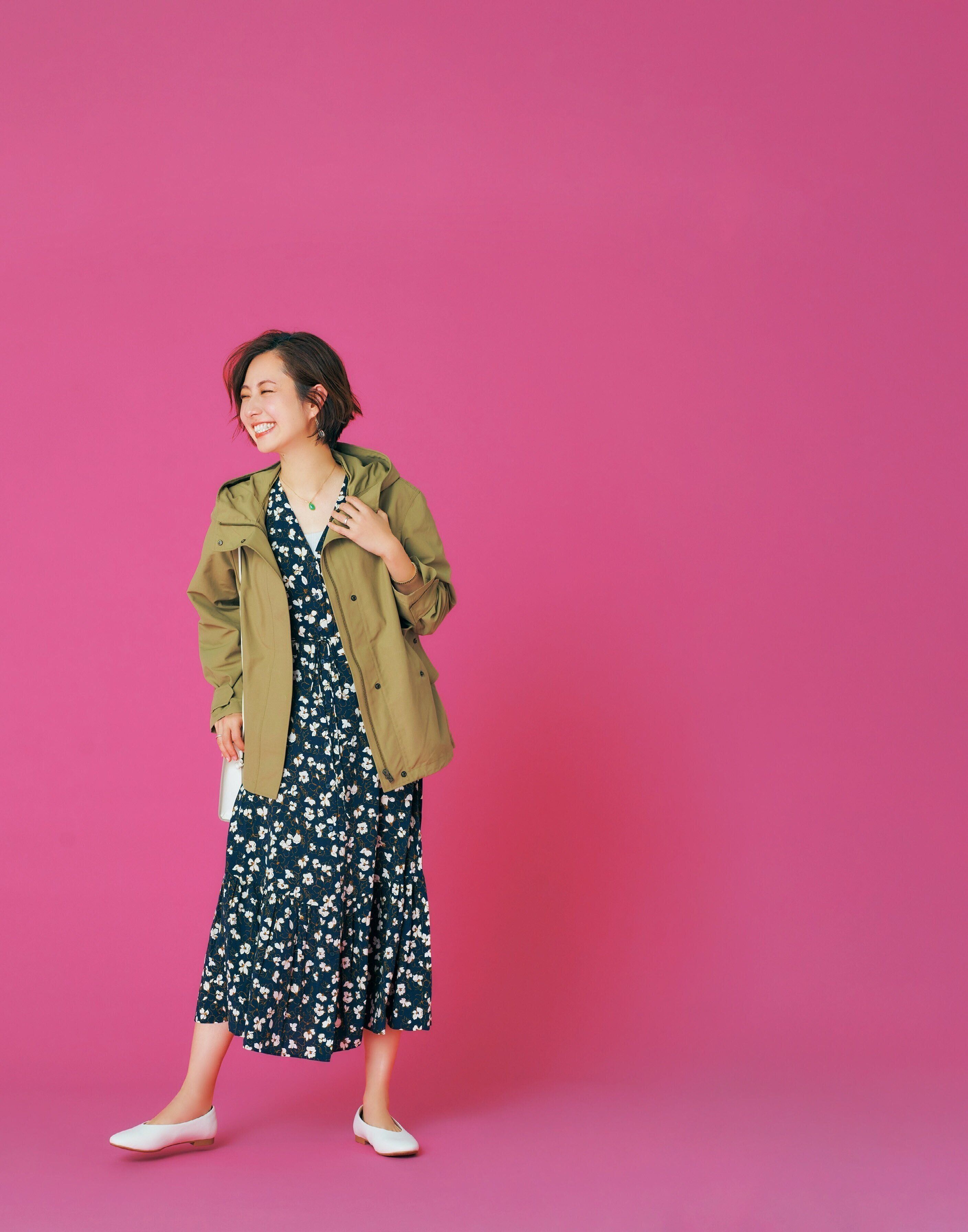 ユニクロ 40代は絶対買うべき カジュアルにもキレイめにも使えるマルチなパーカ サンキュ