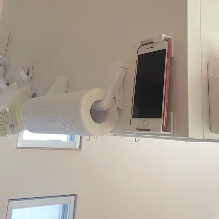 キャンドゥ 浴室専用 のスマホホルダーが家中で使えてお得 サンキュ キャンドゥ 浴室専用 のスマホホルダーが家中で使えてお得 サンキュ