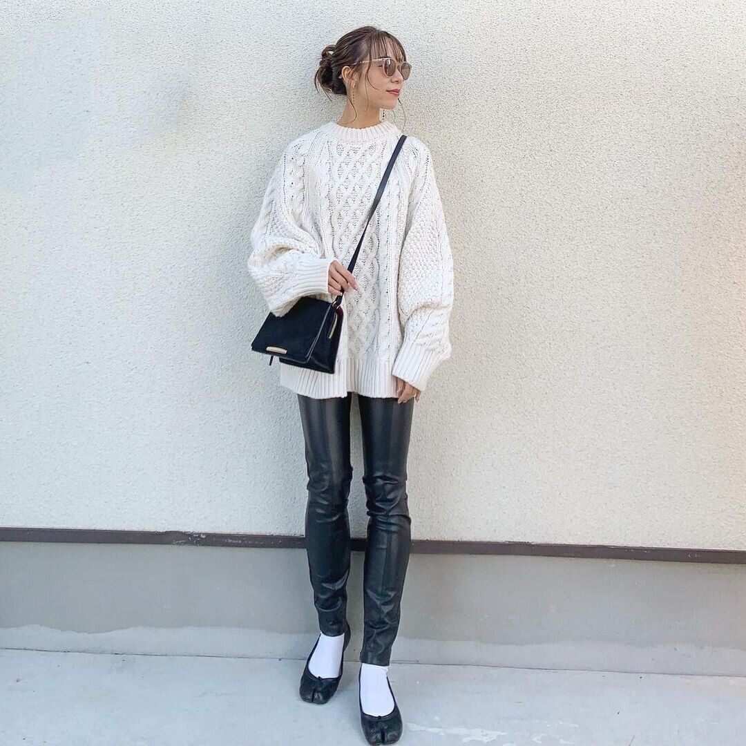 40代女性に似合う不器用でも簡単にできるヘアアレンジ！後れ毛を活かしてルーズなまとめ髪に