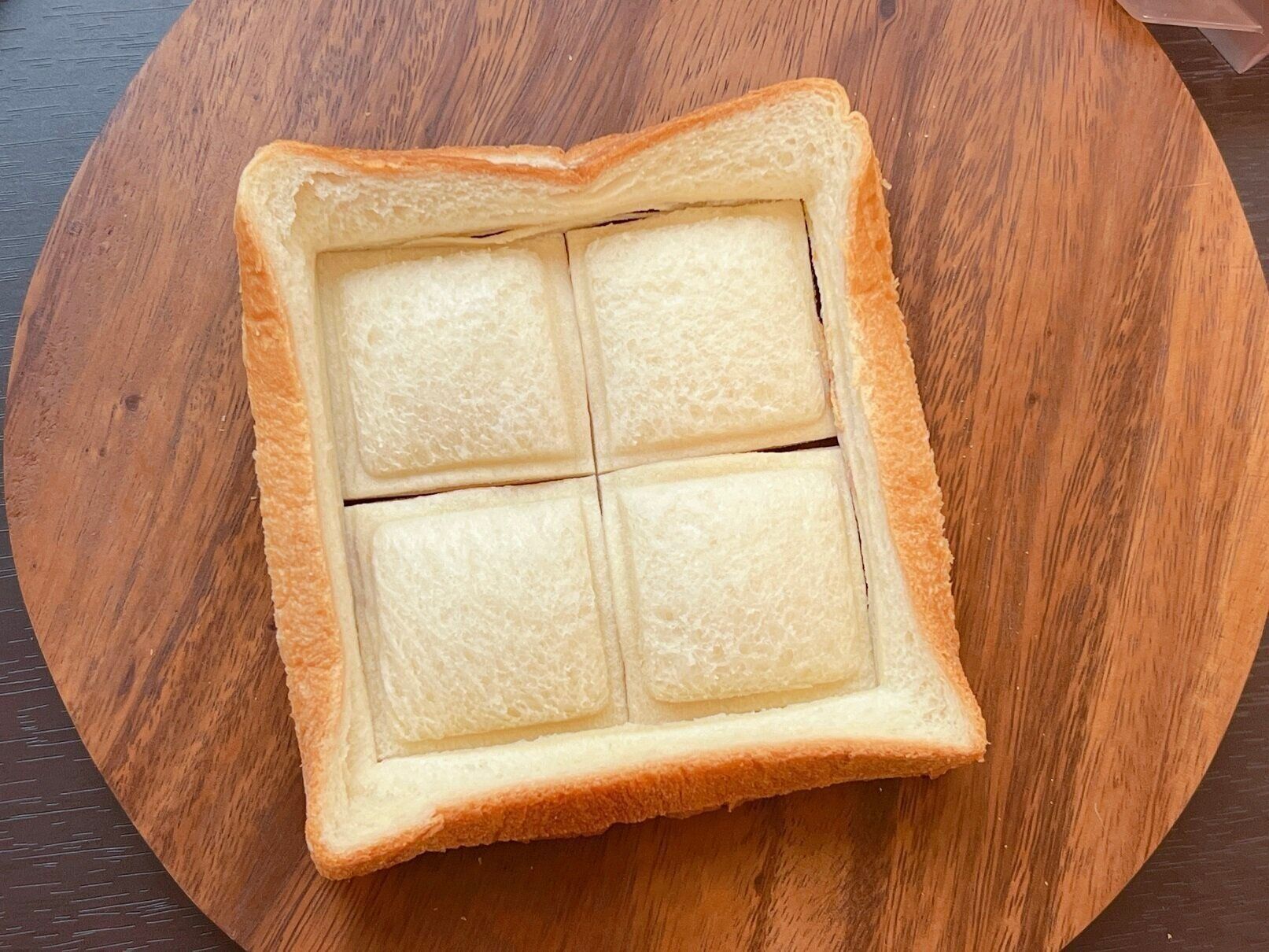 ぎゅっと押すだけでパックサンドができる！