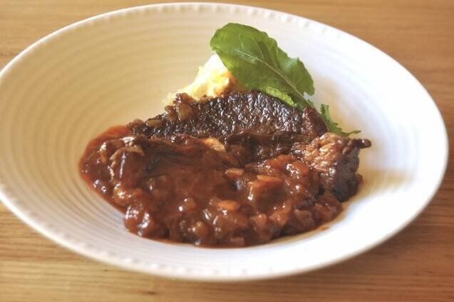 牛すね肉の赤ワイン煮