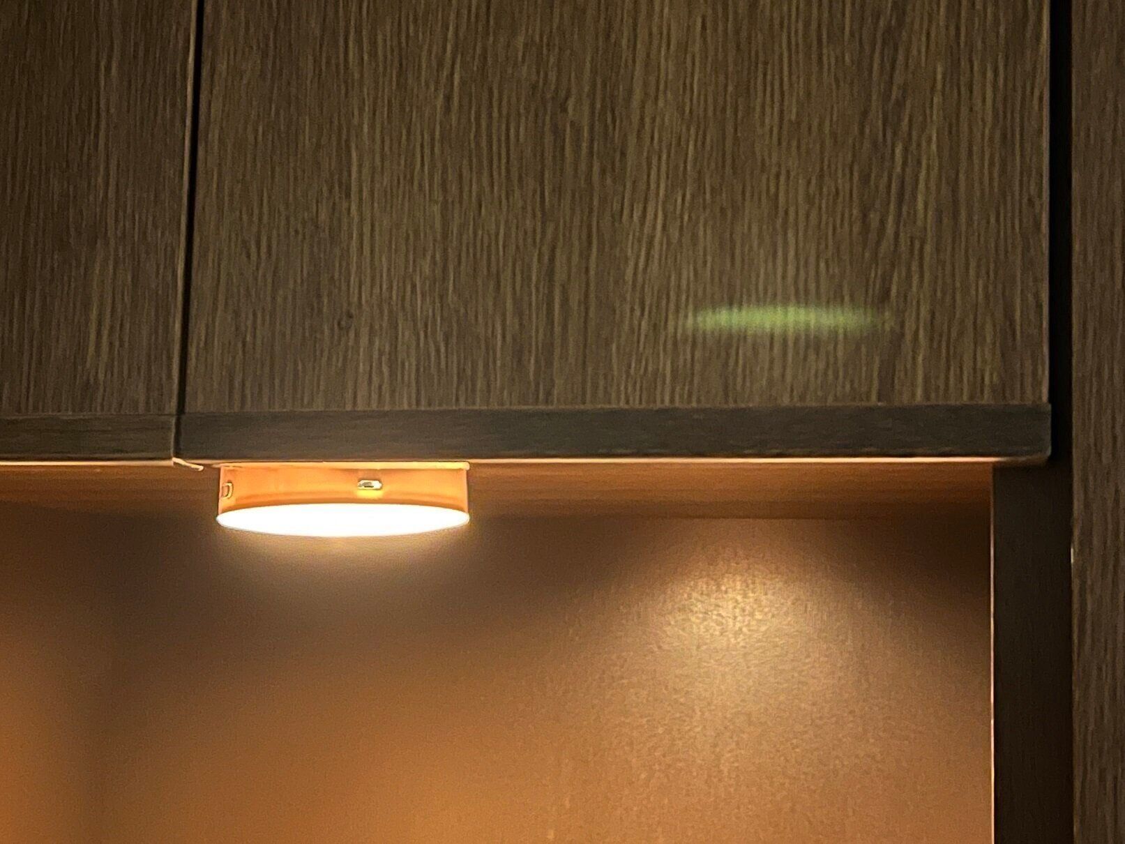 【ダイソー】300円で買えちゃっていいの!?充電式センサーライトが優秀すぎ