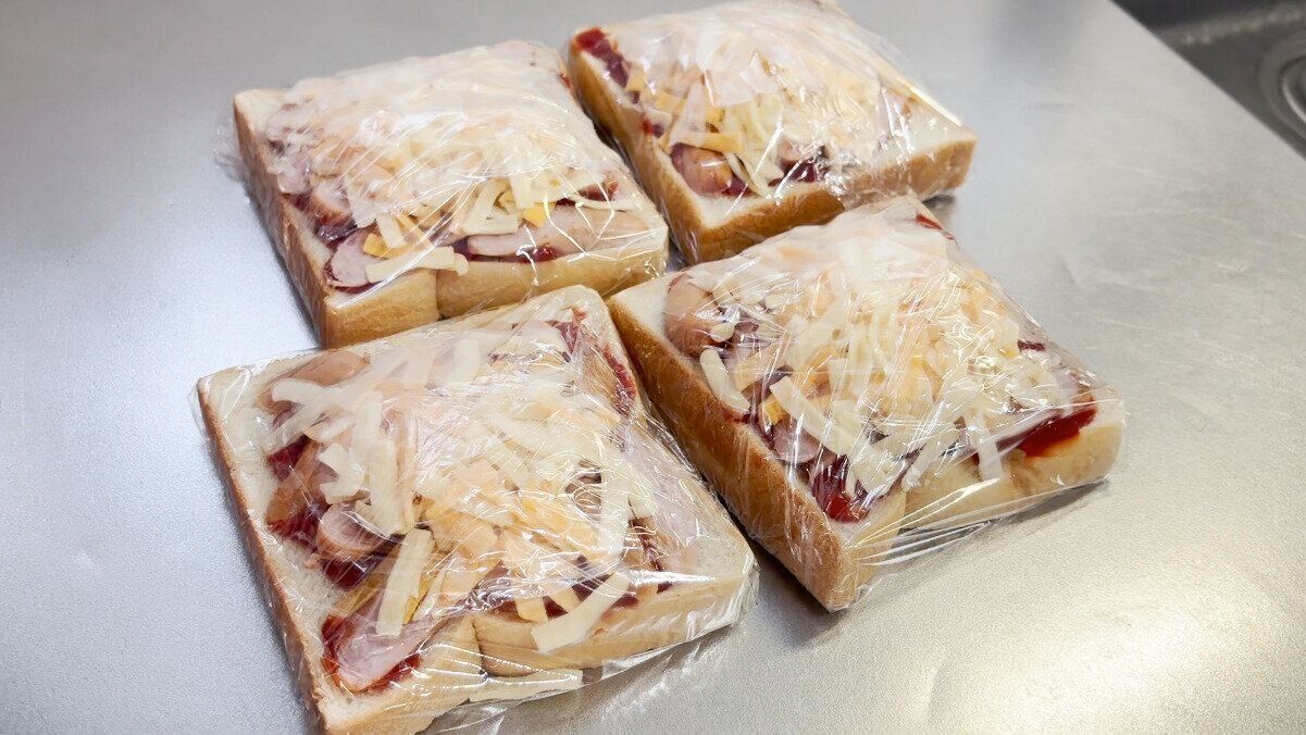 ピザトーストの完成