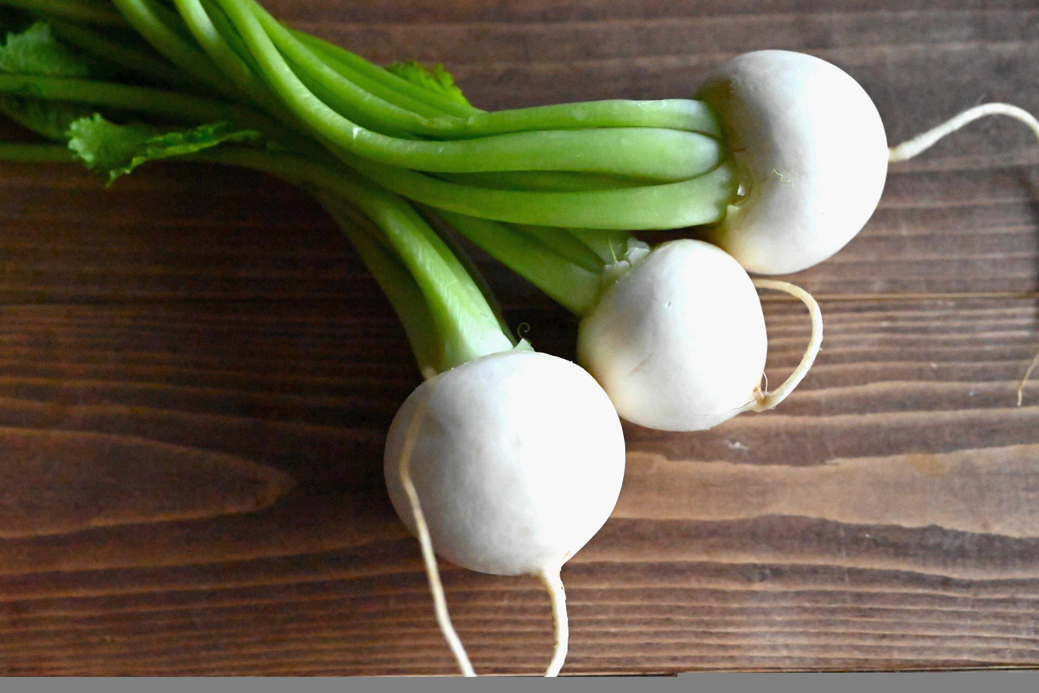 机の上にのったかぶ