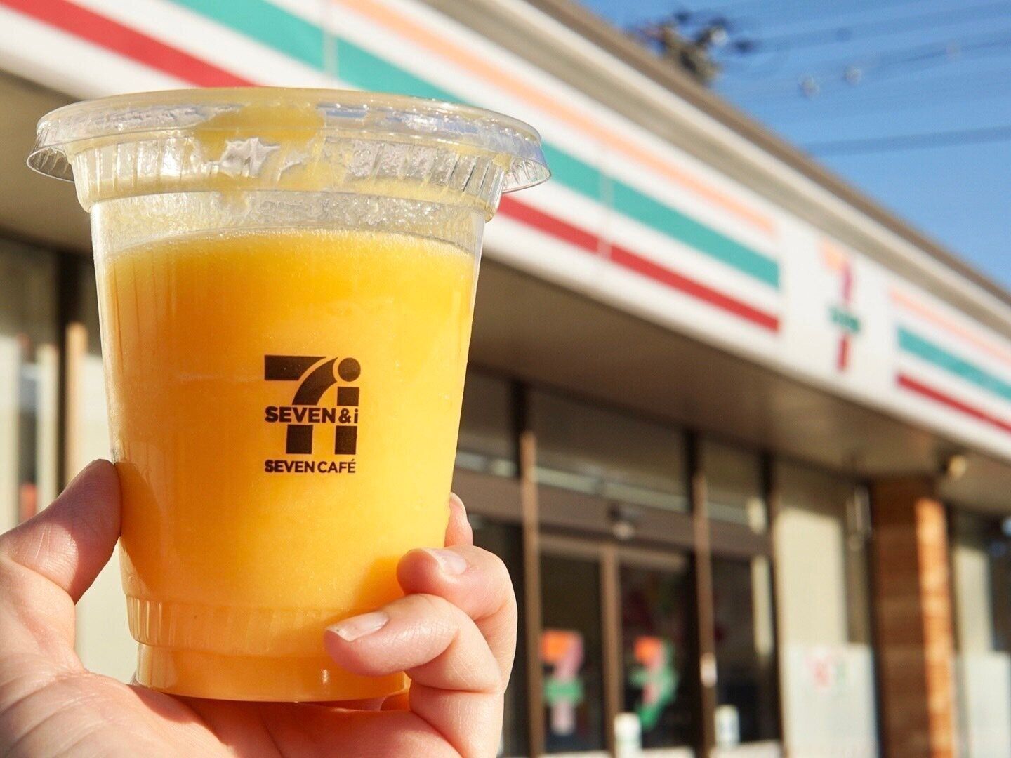 セブンイレブンのお店で作るスムージー