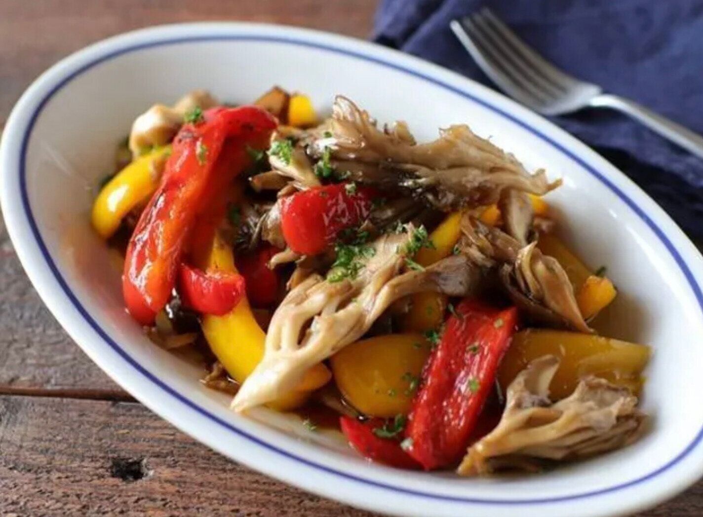 舞茸とパプリカの彩りバルサミコマリネ