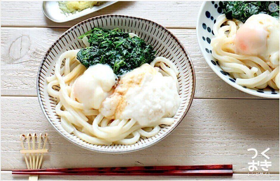 モロヘイヤととろろの冷やしうどん