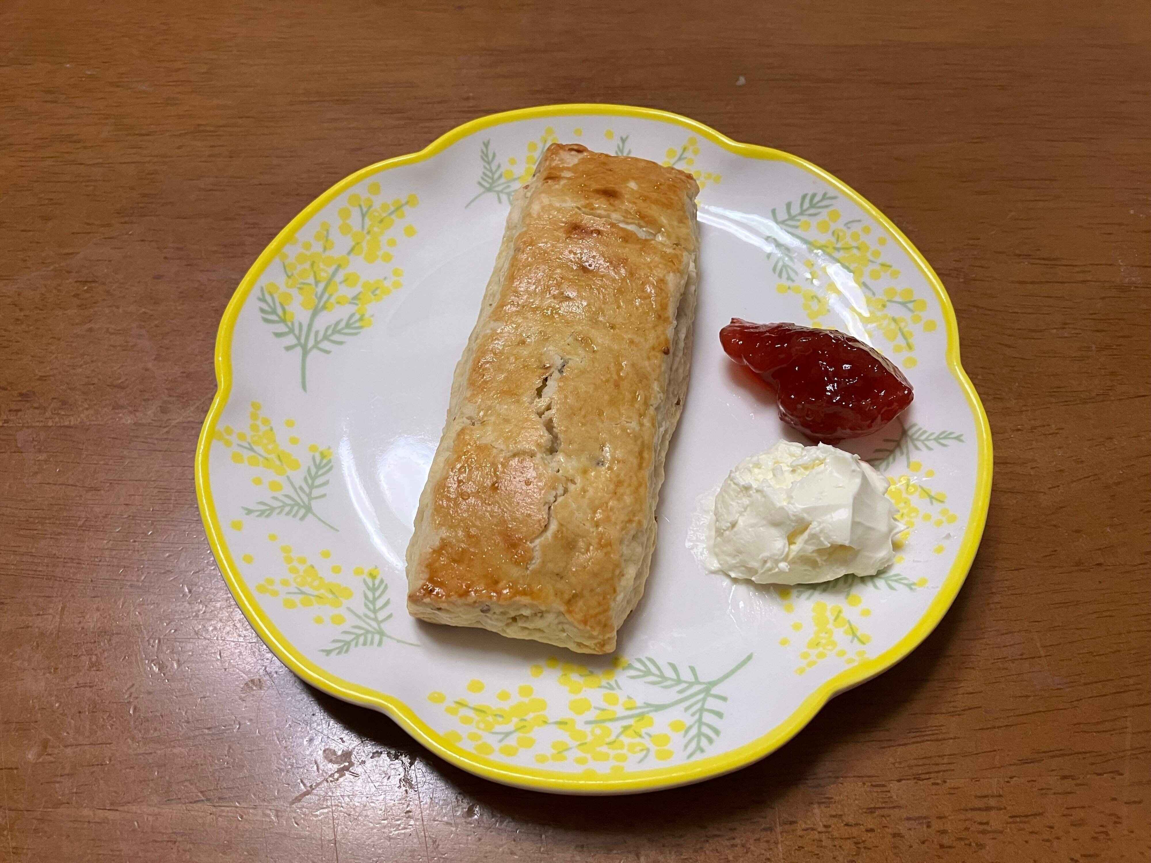 スコーン＆クロテッドクリーム