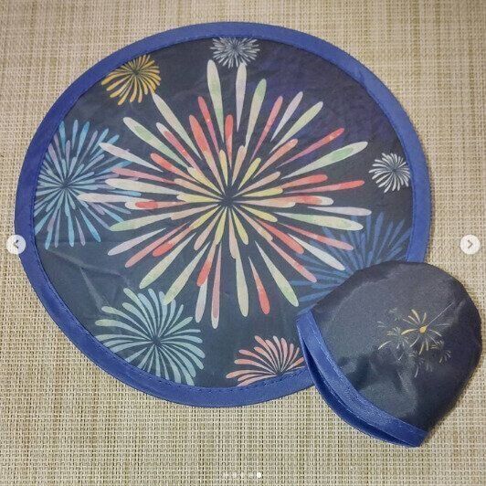 【ダイソー】うちわをコンパクトに持ち運び