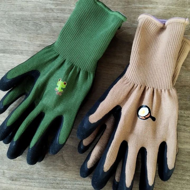 ワークマンの「匠の手ワーク&アウトドア天然ゴム背抜き手袋」