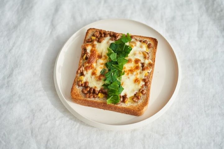 納豆チーズトースト