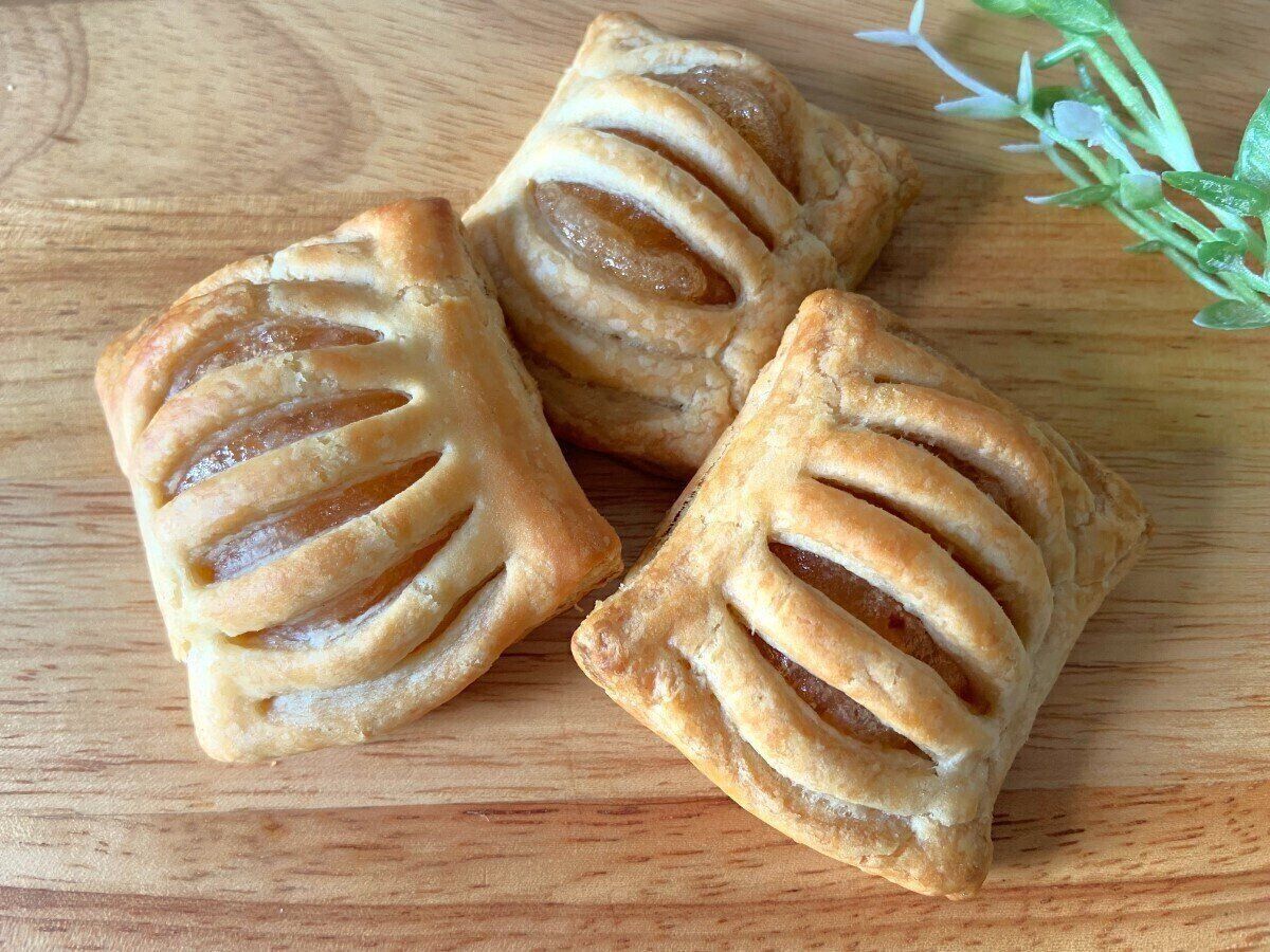 焼きたてアップルパイ