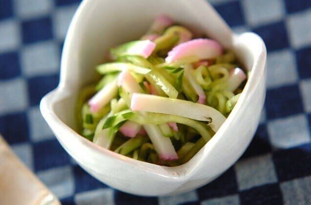 カマボコの酢の物