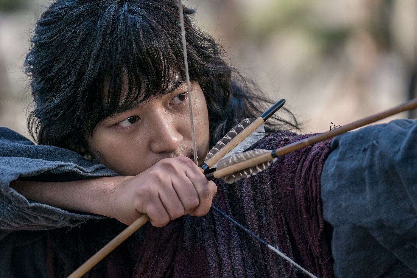 『私の国』弓を構えるソ・フィ（ヤン・セジョン）