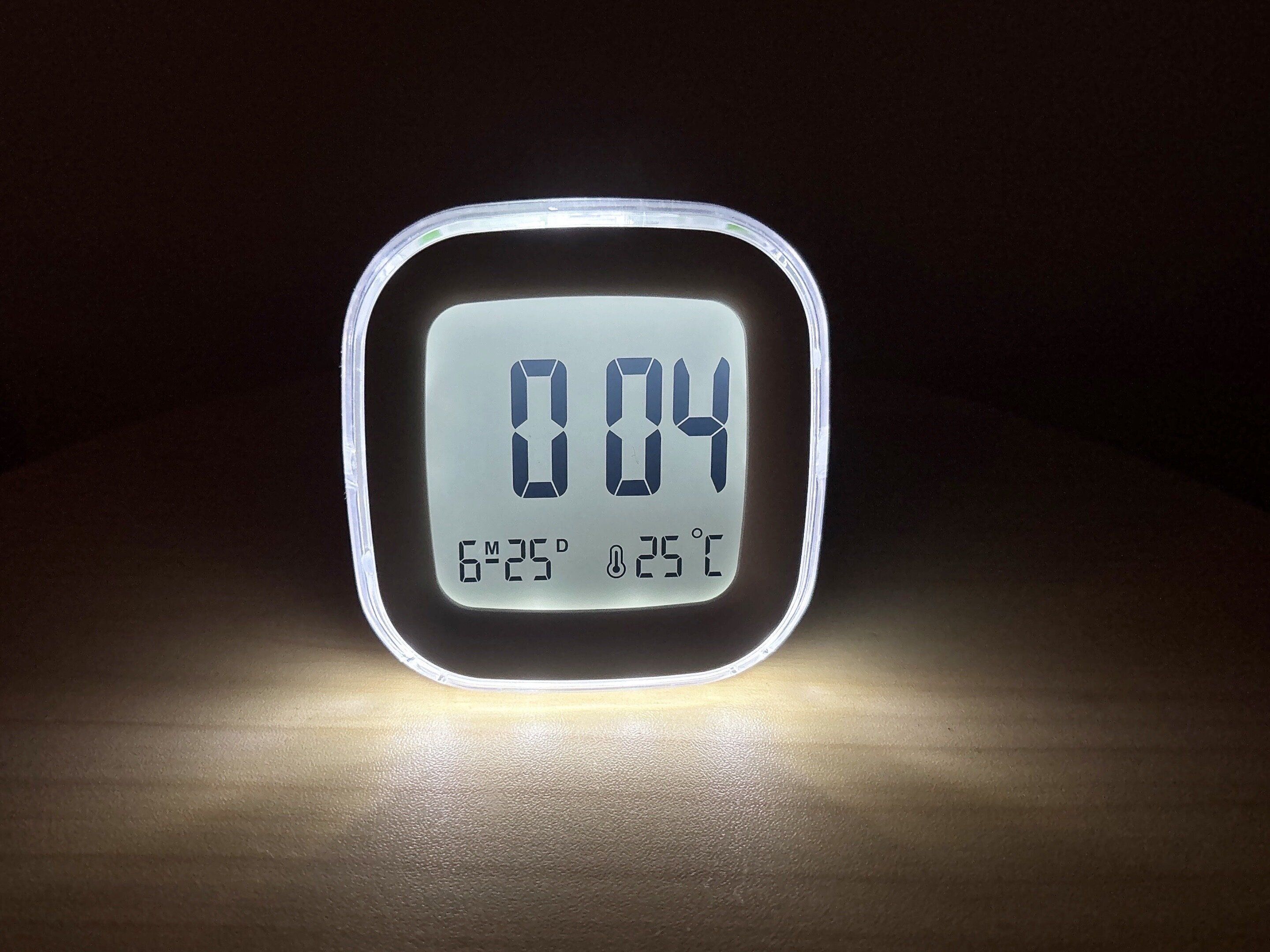 ダイソー「ナイトライトデジタル時計」