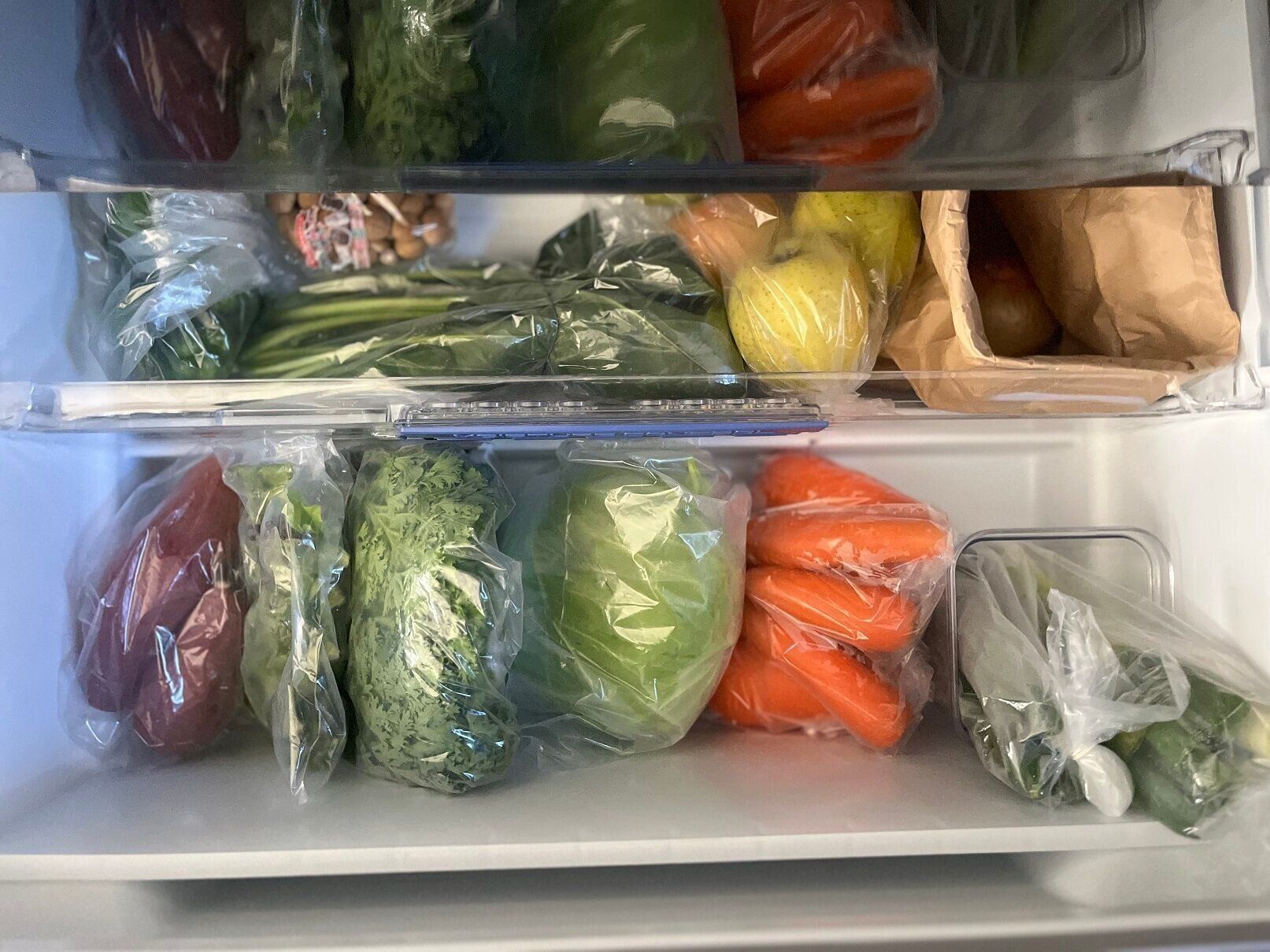 コレすごい!無印良品の「野菜や果物の鮮度を保つポリエチレン袋」