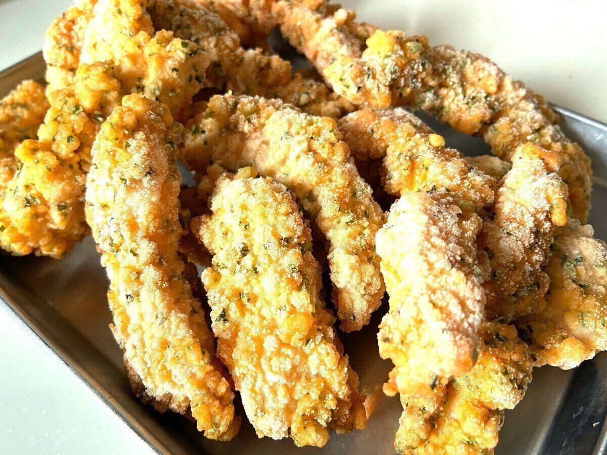 冷凍のスティックチキン