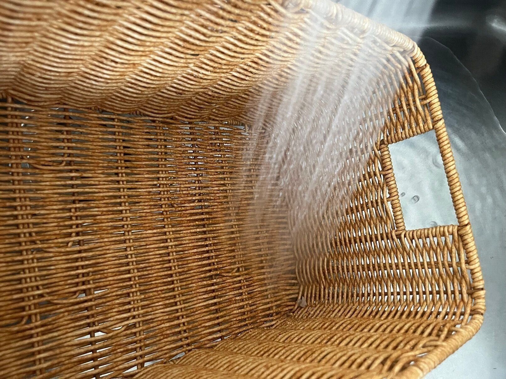 【3COINS】見た目はバスケットなのに水洗いOK!?使い勝手抜群の収納アイテムはプロも太鼓判