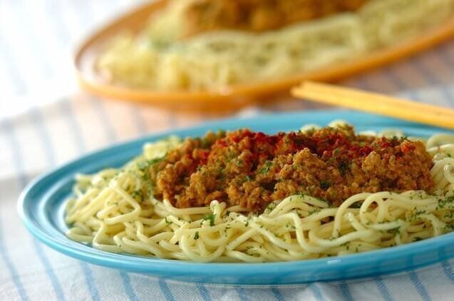 レンジで作るキーマカレー焼きそば